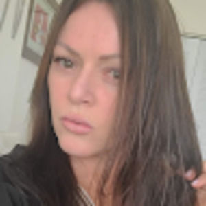 Meet your Posher, Mayela